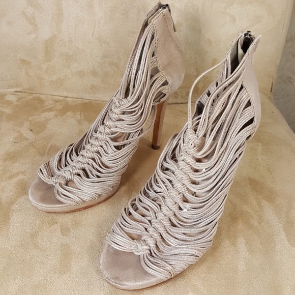 Dolce Vita Heels - Picture 4 of 6